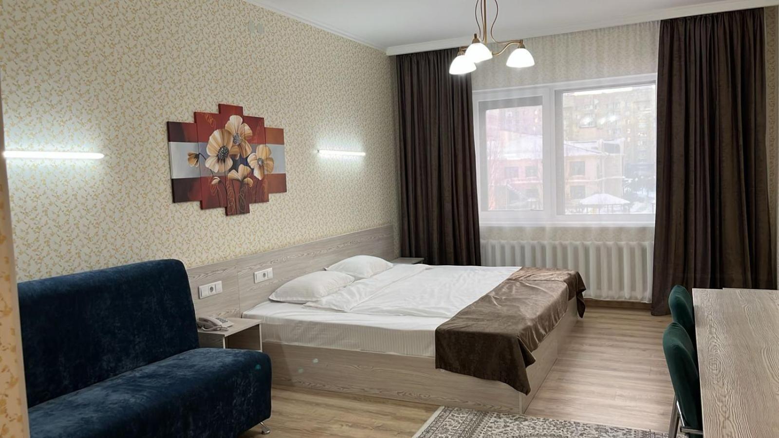 Union Plaza Hotel Nur-Sultan  Exterior photo