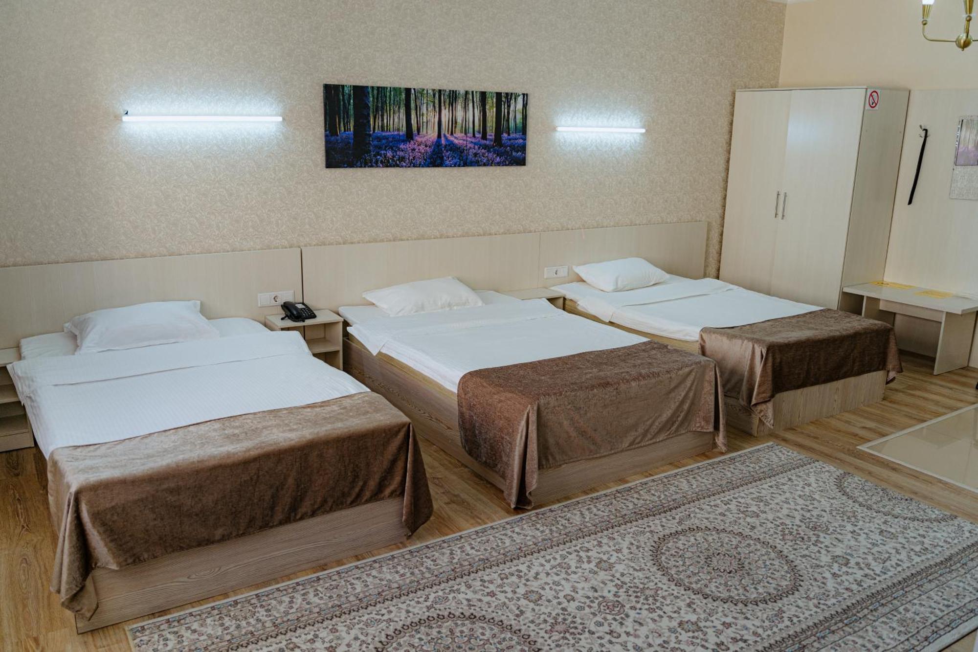 Union Plaza Hotel Nur-Sultan  Exterior photo