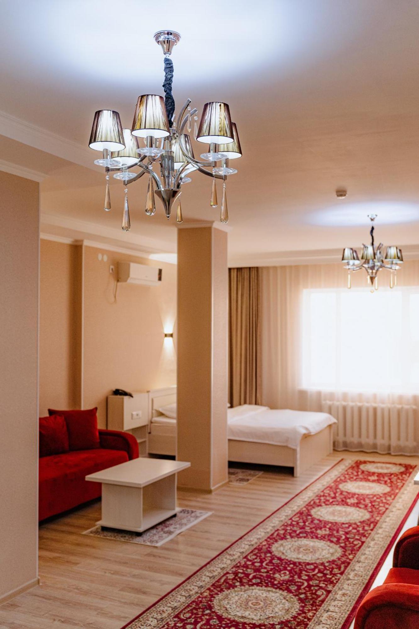 Union Plaza Hotel Nur-Sultan  Exterior photo